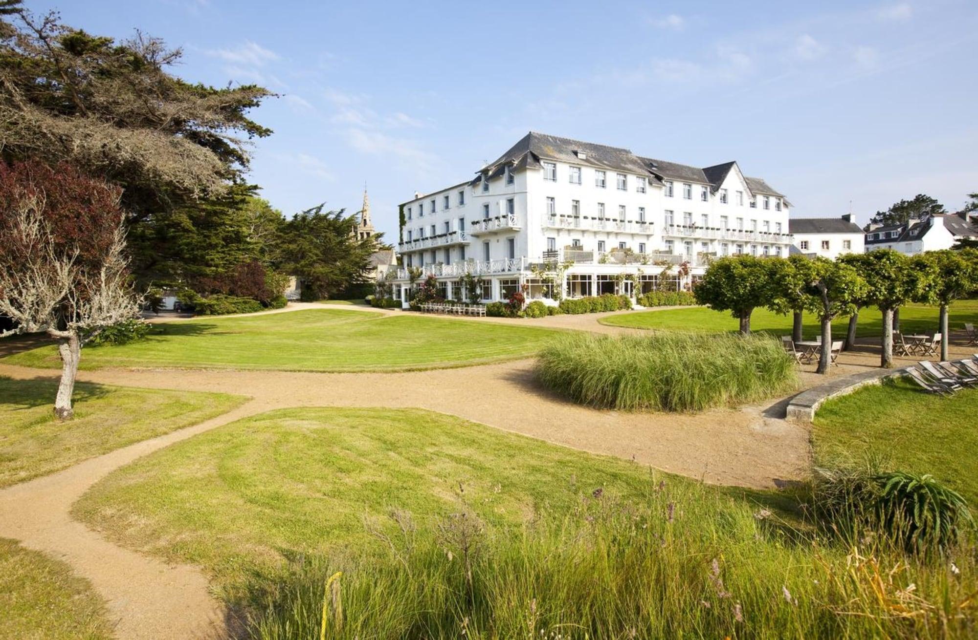 Le Grand Hôtel des Bains Locquirec Exterior foto
